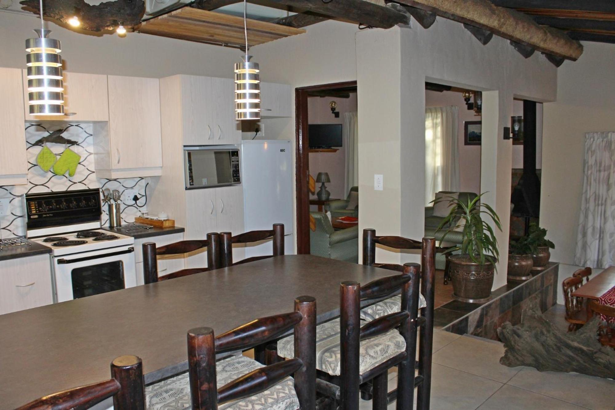 Treks, Trips And Trails Villa Champagne Valley Exterior photo